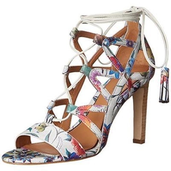 🆕 🌸PM Editor & Host Pick🌸 Elie Tahari Floral Sandals - Picture 2 of 7